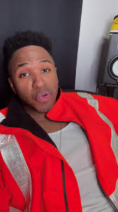 🌹🎶It’s cuffing season! Y’all feeling this? #rnb #rnbvibes #singers #music  #newmusic #songwriter #singersongwriter #rnbmusic