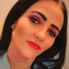 Roxanne Griffin's Instagram, Twitter & Facebook