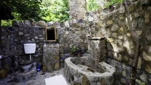 Desain kamar mandi kecil dengan batu alam. Desain Kamar Mandi Minimalis Menggunakan Batu Alam Berita Lamongan