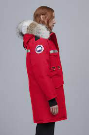 Originally worn by the canadian mounted police, the toronto based brand designs pratical winter jackets with a stylish twist. Women S Arctic Program Resolute Parka Canada Goose