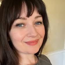 Lisa Coronado (@lisacoronado16) • Threads, Say more