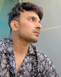 Mohammad Abid's Instagram, Twitter & Facebook