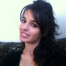 Melissa Lenzi's Instagram, Twitter & Facebook