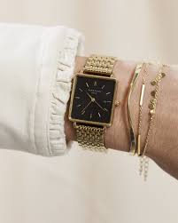 Black And Gold Watch Womens The Boxy Black Gold In 2020 Vintage Watches Women Gold Watches Women Cool Watches For Women
