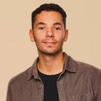 Mary Mikos's Instagram, Twitter & Facebook