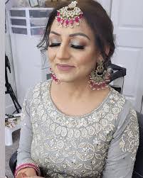 Kam Gill's Instagram, Twitter & Facebook