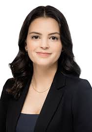 Catherine Larose's Instagram, Twitter & Facebook