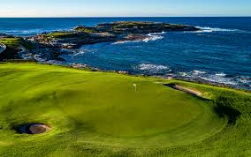 The challenging course features numerous water hazards and bunkers. Home Nsw Golf Clubnsw Golf Club