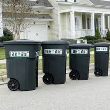 Toter 96 Gal Greenstone Trash Can With Wheels And Attached Lid 79296 R2968 The Home Depot Outdoor Trash Cans Trash Can Trash Cans