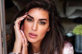 انا متجوزة وتكشف عن التفاصيل. ÙŠØ§Ø³Ù…ÙŠÙ† ØµØ¨Ø±ÙŠ Ø­Ø¯ÙŠØ« Ø§Ù„Ø¬Ù…Ù‡ÙˆØ± Ø¨Ø£Ø­Ø¯Ø« Ø¥Ø·Ù„Ø§Ù„Ø© Ù„Ù‡Ø§ Ø¨Ø§Ù„Ø­Ø¬Ø§Ø¨ Ù…Ø¬Ù„Ø© Ø§Ù„Ø¬Ù…ÙŠÙ„Ø©