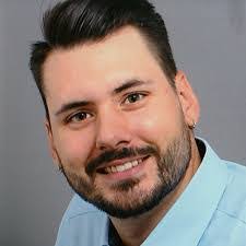 Kevin Landgraf's Instagram, Twitter & Facebook