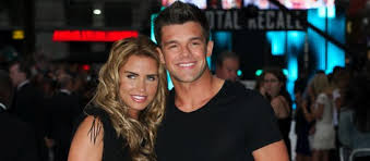 Ella, katie price, es la reina de la televisión inglesa. Leandro Penna Tras Su Ruptura Con Katie Price Rompi La Relacion Porque Esta Completamente Loca Bekia Actualidad