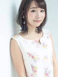 丸顔さんタイプにおすすめの くびれ大人ミディアム l018534652 ケーツーナゴヤ k two nagoya のヘアカタログ ホットペッパービューティー スタイル ヘアースタイル ビューティー