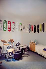 Via Mommo Design Wall Art With Skateboards Music Bedroom Skateboard Room Music Bedroom Decor