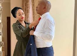Lindiwe zulu expressed his concerns saying that the name tag undermined myeni's matrimonial integrity. Malema Attacks Iec Officer Who Intended To Remove His Wife S Fake Nail Pindula News