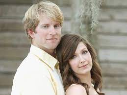 Inspiring and uplifting daily bible quotes and verses to share on twitter, instagram, facebook, pinterest and many other social media platforms. Riggs Collins Statesboro Herald