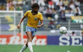 Футболист — футболист, футболиста, муж. Sokrates Brazilskij Futbolist Umer V 57 Let Futbol Yufo Skfo