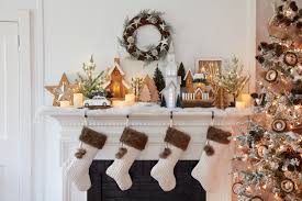 Impressive diy christmas fireplace decorating ideas for any holiday budget. 5 Fireplace And Mantel Decoration Ideas For Christmas