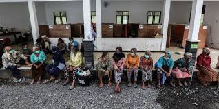 Hasil Swab Test Puluhan Pengungsi Merapi Di Klaten Negatif Merdeka Com