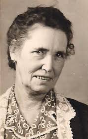 Exploding star quilt made by great-grandmother in 1945