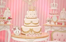 Torta temática cerveza corona cubitos de gelatina y detalles en pasta #cake #tortasdecoradas #miramar #tortas #tortacervezacorona #cervezacorona Las Mas Lindas Tortas De Coronita Para Ninas Todo Bonito