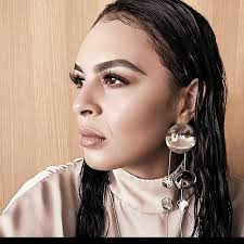 Michelle John (@meeshjohn) · London