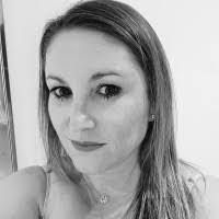 Kelly Erwin's Instagram, Twitter & Facebook