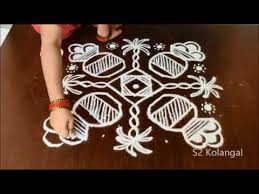 Very easy rangoli design for new year 2020 l sankranthi muggulu l pongal kolam l new rangoli designs #rangolidesign. Easy Pongal Pot Rangoli Designs Easy Bhogi Kundalu Designs Sankranthi Rangoli Pongal Kolam Youtube