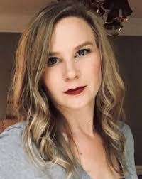 Whitney Crow's Instagram, Twitter & Facebook