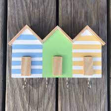Beach Hut Sign Key Holder Hand Painted Art Blue Bathroom Beachy Beachpalletsign Beachdecor Beach Cottage Decor Beach House Decor Beach Bathroom Decor