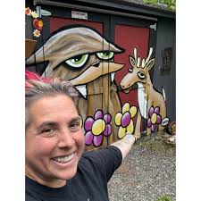 Learn Alcohol Ink Painting with Pepper Allphin