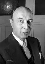 Robbie Lovett's Instagram, Twitter & Facebook