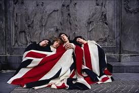 Photoshoot for the cover of 'The Kids Are Alright' taken at the Carl Schurz  Memorial at Morningside Park, NY : r/TheWho