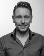 UK Releases AI Regulation White Paper Amid Call For Stall to 'AI Arms Race' 