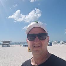 Mark Fennig's Instagram, Twitter & Facebook