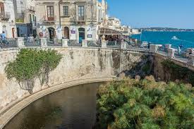 See 723 traveler reviews, 437 candid photos, and great deals for aretusa vacanze, ranked #9 of 301 b&bs / inns in syracuse and rated. Fonte Aretusa Island Of Ortigia Siracusa Italy Urban Capture Travel Photography