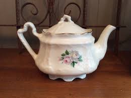 Vintage Arthur Wood Teapotvintage Teapotmade In Etsy Tea Pots Vintage Wood Teapot Tea Pots