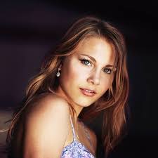 Mitzi Olsen's Instagram, Twitter & Facebook