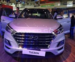 Choose the desired trim / style from the dropdown list to see the corresponding dimensions. Hyundai Tucson Vs Kia Sportage A Brief Comparison Pakwheels Blog