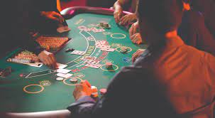 How to Play Casino Games and Win