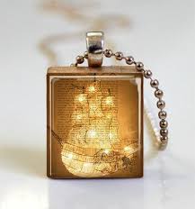 Peter Pan Jewelry Captain Hook Jolly Roger Pirate Ship Etsy Peter Pan Jewelry Jewelry Picture Vintage Jewelry