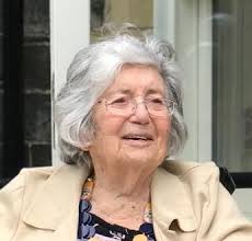 I regret to inform this group of Mary Gordon Polly Olsson's death in April.  I believe she was in the Class of '88, originally Hanszen, but transferred  to Sid Rich when it