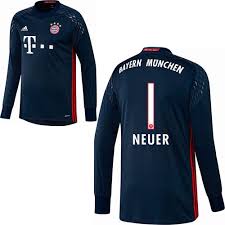 Dfb pressekonferenz am 10.11.2020 vor dem… Bayern Munchen Trikot 2016 2017 Fooneo Fussball