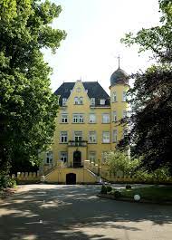 Yelp is a fun and easy way to find, recommend and talk about what's great and not so great in willich and beyond. Haus Broich Willich Wikipedia