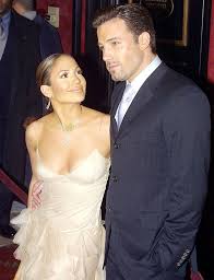 Ben affleck was photographed joining jennifer lopez and her kids for dinner at nobu in malibu on sunday night. Gaya Mesra Jennifer Lopez Ben Affleck Di Masa Lalu Clkb