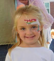 Getting back out there. 🤩 (Finally was able to have someone take some  pictures 🫣🥰) Face painting So far in the past month… I was at the Autumn  Festival in Windham all