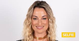 Maya Booth confessa: "Fiquei muito contente por causa disso"