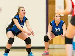 Three of the players are positioned on the front court and three on the back court. Volleyball 101 Position Breakdown Active