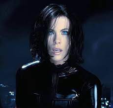 Selene is the main protagonist of the urban fantasy action underworld films. Pin By Myrna Drake On Underworld Kate Beckinsale Underworld Kate Beckinsale Underworld