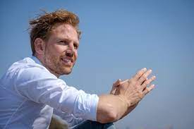 Hinkle, william wiersma, stephen g. Vvd Er Dennis Wiersma Politiek Begon Bij Mij Te Leven Door Fortuyn Vissen Met Jan Ad Nl